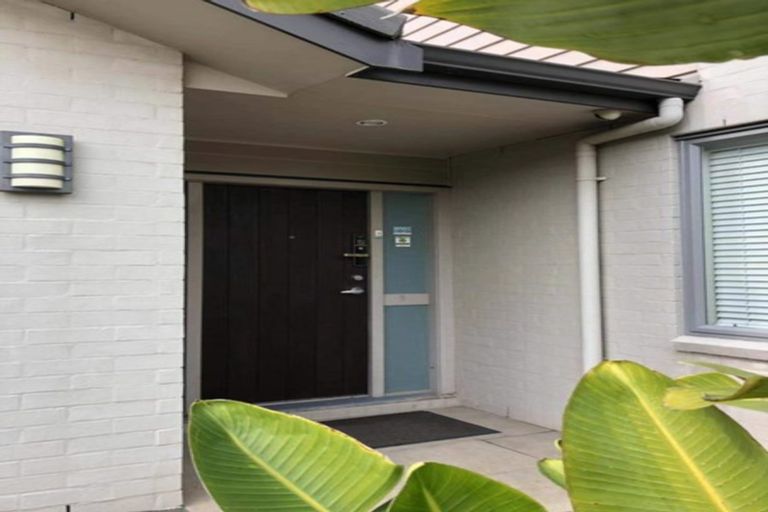 Photo of property in 1 Donnelly Street, Stonefields, Auckland, 1072
