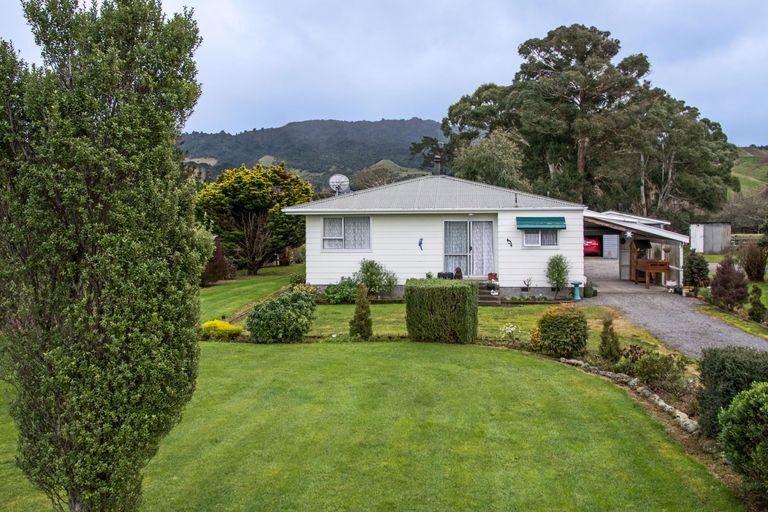 Photo of property in 26 West Road, Mauriceville, Masterton, 5882