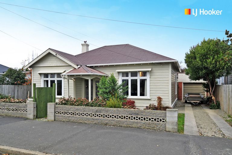 Photo of property in 61 Richardson Street, Saint Kilda, Dunedin, 9012