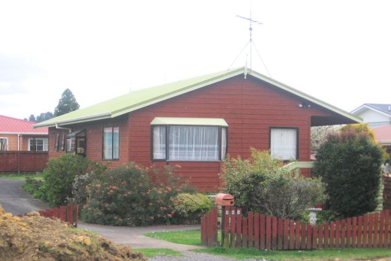 Photo of property in 185 Albert Street, Coromandel, 3506