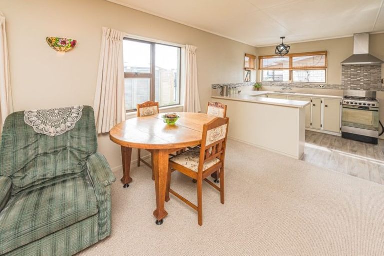 Photo of property in 93 Heads Road, Gonville, Whanganui, 4501