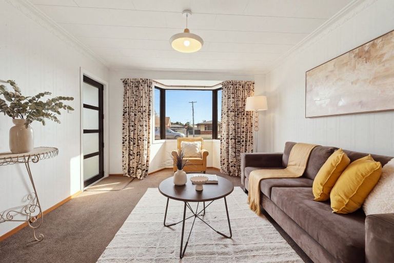 Photo of property in 17 Argyle Street, Mornington, Dunedin, 9011