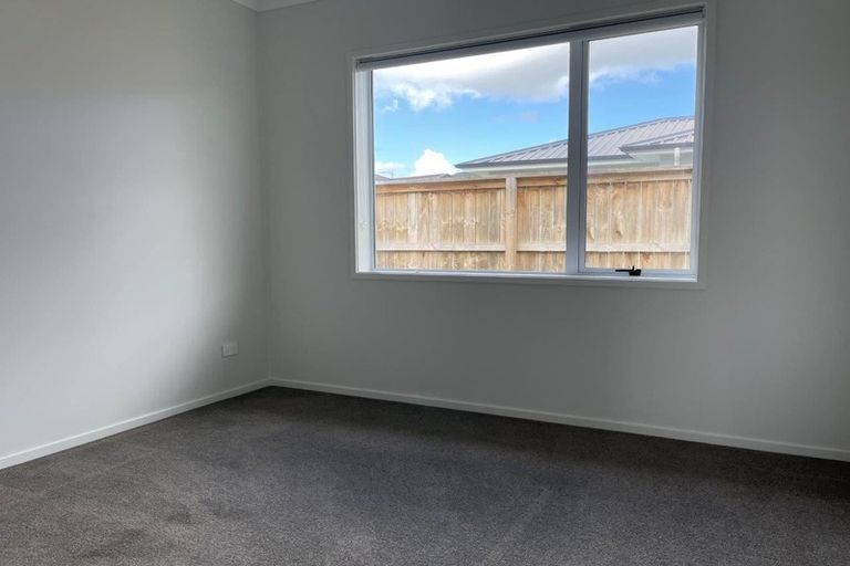 Photo of property in 28 Nellie Drive, Kumeu, 0810