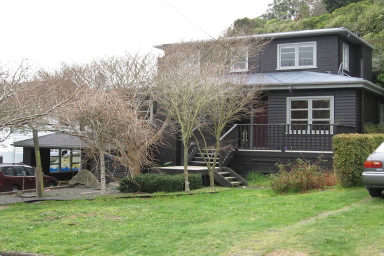 Photo of property in 31 Burrows Avenue, Karori, Wellington, 6012