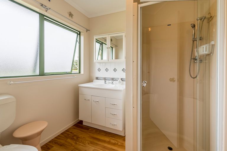 Photo of property in 182 Amreins Road, Taupaki, Henderson, 0782