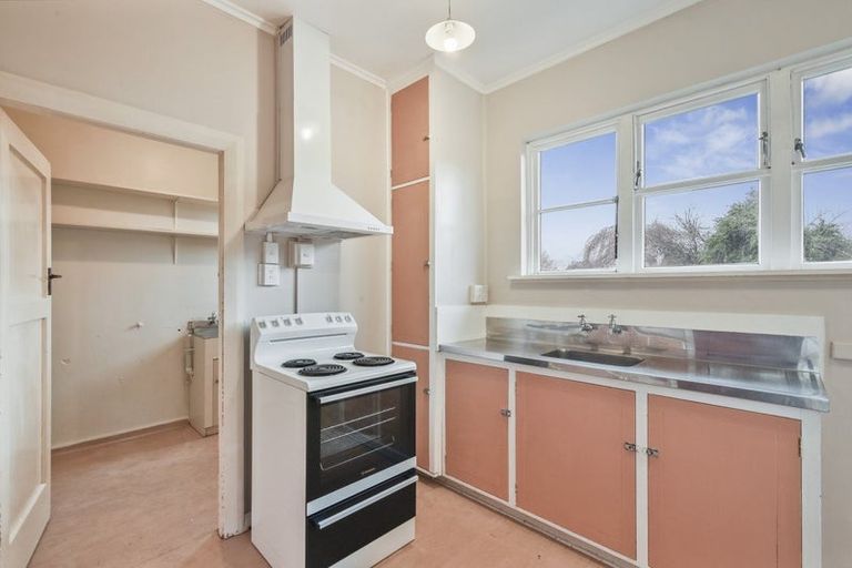 Photo of property in 13 Huia Street, Riccarton, Christchurch, 8041