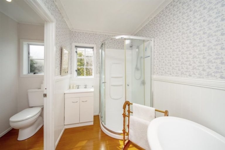 Photo of property in 22 Disraeli Street, Hawera, 4610