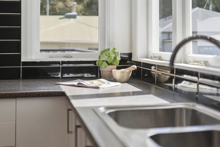 Photo of property in 112 Moxham Avenue, Hataitai, Wellington, 6021