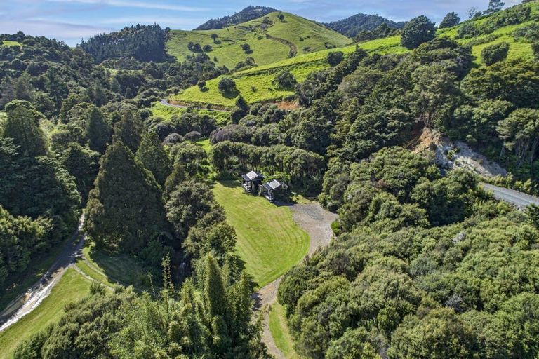 Photo of property in 31 Waitorupai Way, Matapouri, Whangarei, 0173