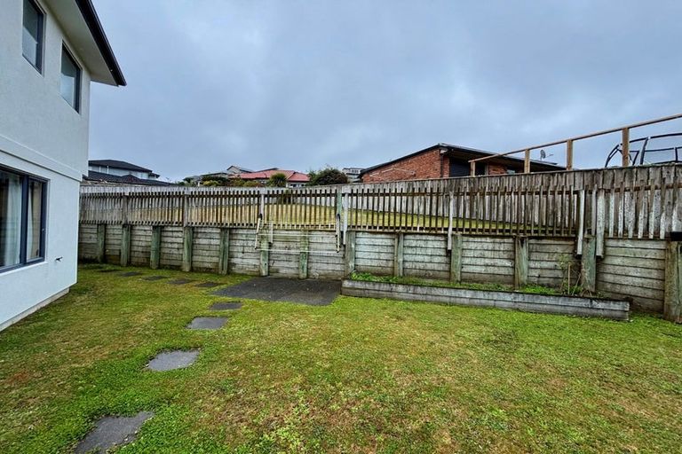 Photo of property in 20 Aotea Drive, Aotea, Porirua, 5024