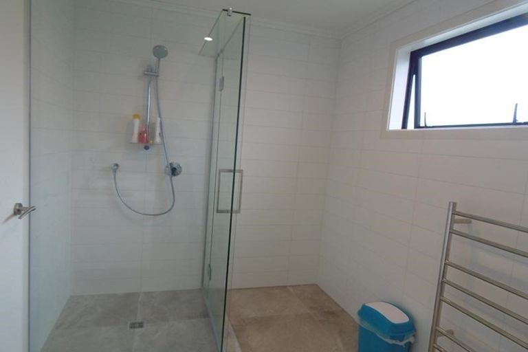 Photo of property in 2 Saltmarsh Road, Hobsonville, Auckland, 0616