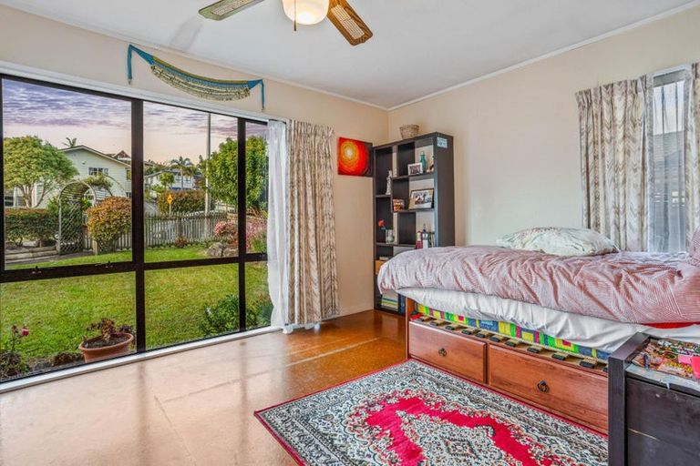 Photo of property in 101 West Harbour Drive, West Harbour, Auckland, 0618