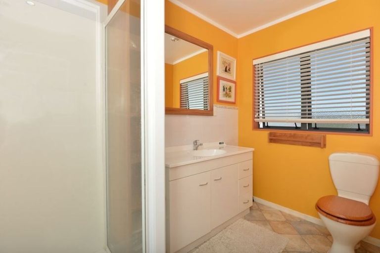 Photo of property in 8 Kihi Place, Ruakaka, 0116