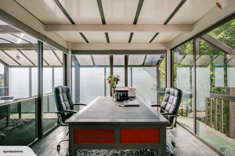 Photo of property in 15 Milton Terrace, Hospital Hill, Napier, 4110