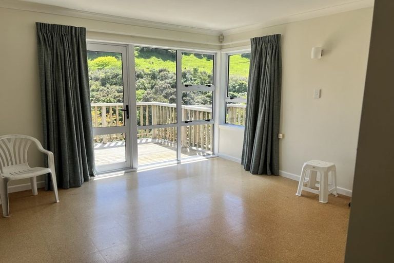 Photo of property in 111 Ngatiawa Road, Reikorangi, Waikanae, 5391