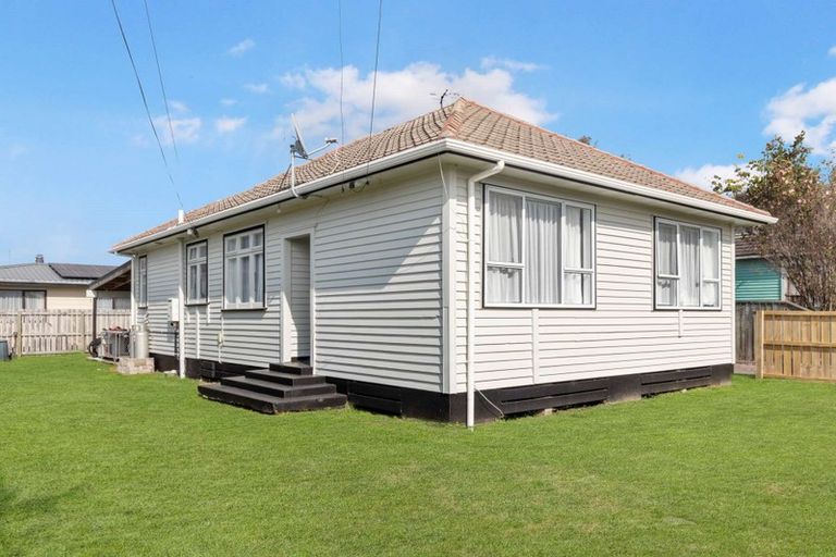 Photo of property in 11 Murray Road, Fairy Springs, Rotorua, 3015