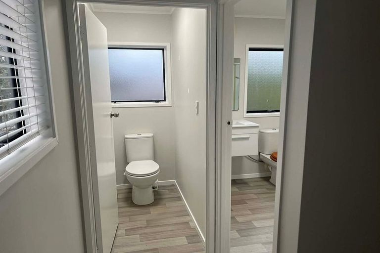 Photo of property in 49 Matai Road, Stanmore Bay, Whangaparaoa, 0932