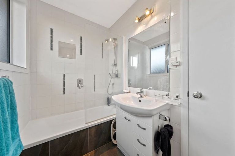 Photo of property in 10 Marlene Street, Casebrook, Christchurch, 8051