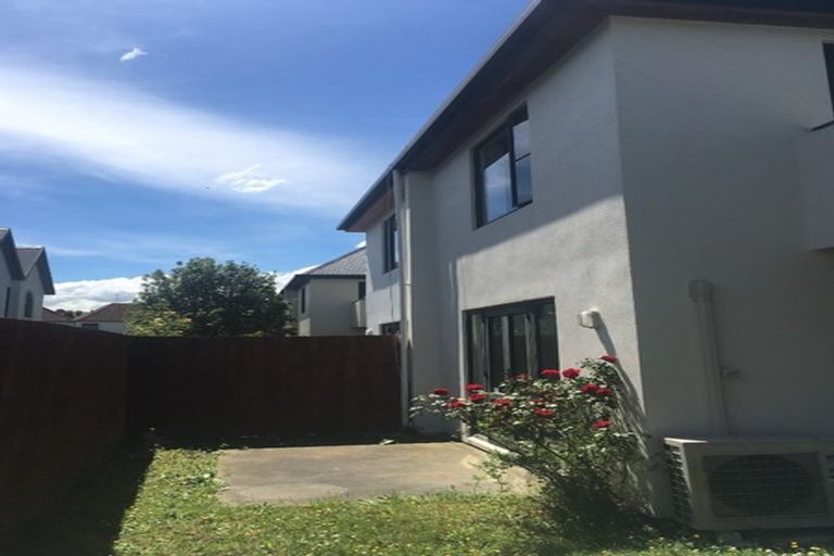 Photo of property in 4/21 Darvel Street, Riccarton, Christchurch, 8011