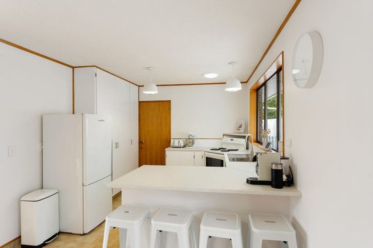 Photo of property in 7 Ngapotiki Street, Paraparaumu Beach, Paraparaumu, 5032