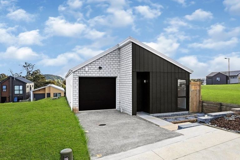 Photo of property in 6 Piringa Road, Pukekohe, 2120