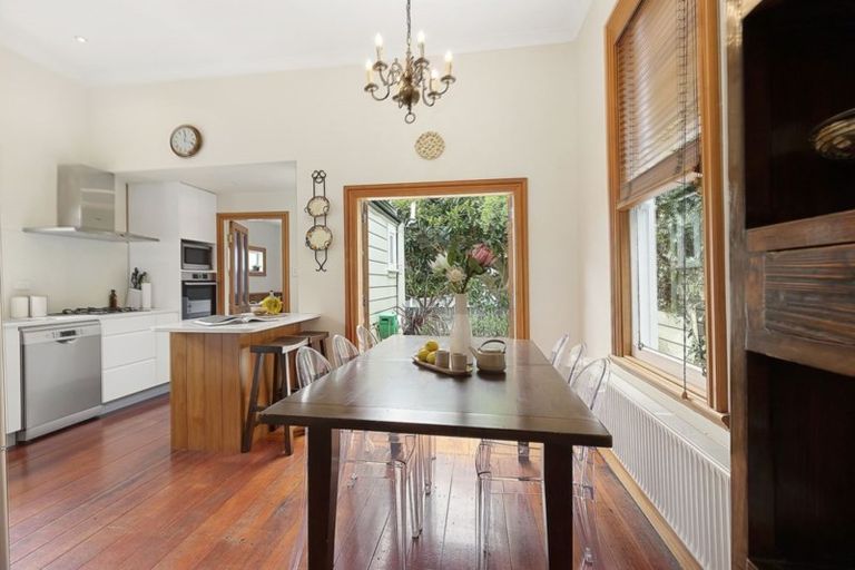 Photo of property in 69 Brougham Street, Mount Victoria, Wellington, 6011