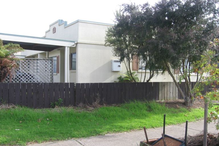 Photo of property in 126 Gadsby Road, Favona, Auckland, 2024