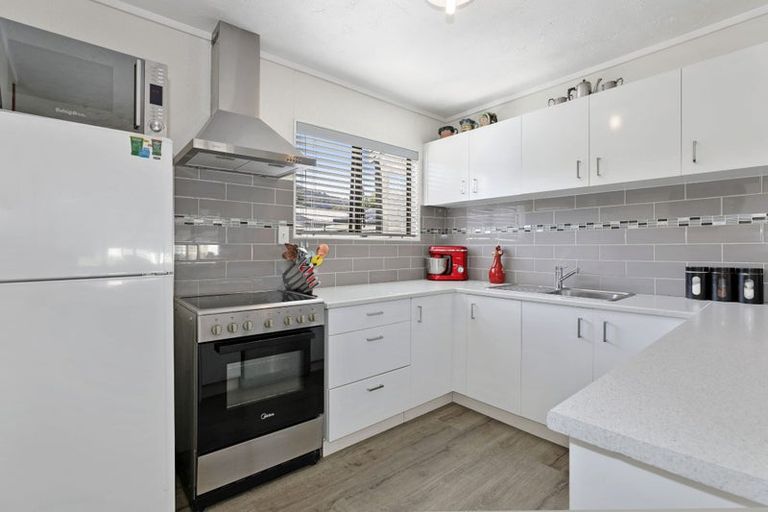 Photo of property in 28 Pukehangi Road, Pukehangi, Rotorua, 3015