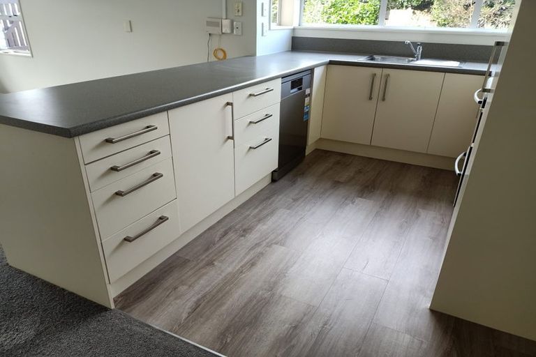 Photo of property in 1/39 Waimairi Road, Upper Riccarton, Christchurch, 8041