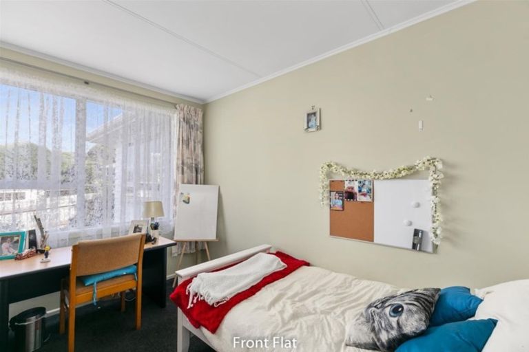 Photo of property in 42 Rangituhi Crescent, Takapuwahia, Porirua, 5022