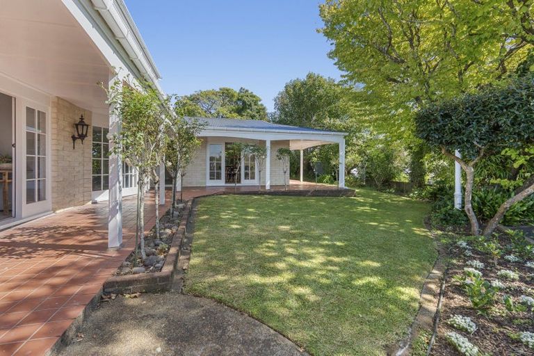 Photo of property in 76a Mangorei Road, Strandon, New Plymouth, 4312