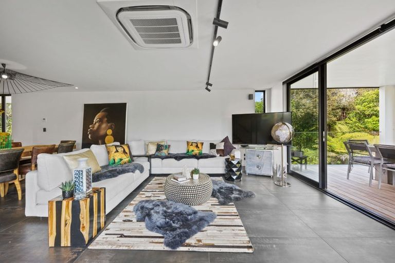 Photo of property in 61 Evelyn Road, Cockle Bay, Auckland, 2014