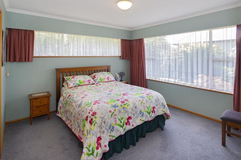 Photo of property in 18 Wharfe Street, South Hill, Oamaru, 9400
