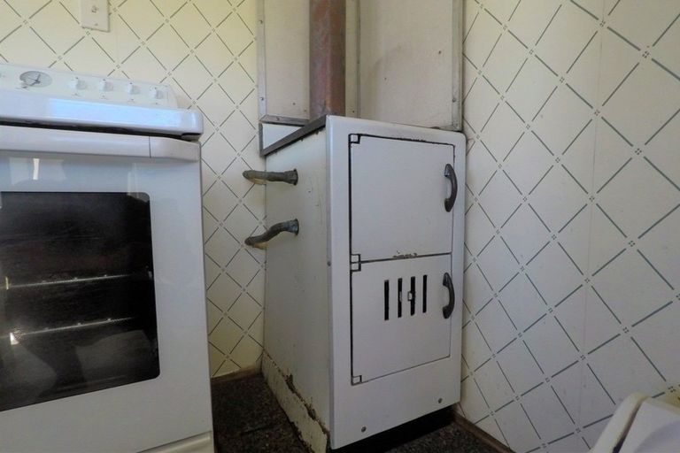 Photo of property in 13 Edinburgh Terrace, Foxton Beach, Foxton, 4815