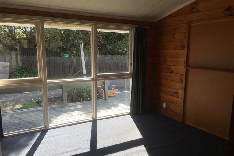 Photo of property in 10 Bahama Crescent, Paraparaumu Beach, Paraparaumu, 5032