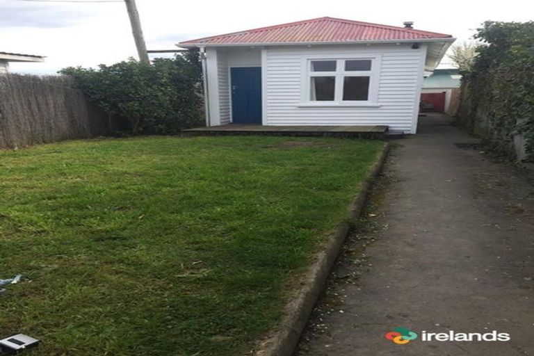 Photo of property in 32 Hood Street, New Brighton, Christchurch, 8061