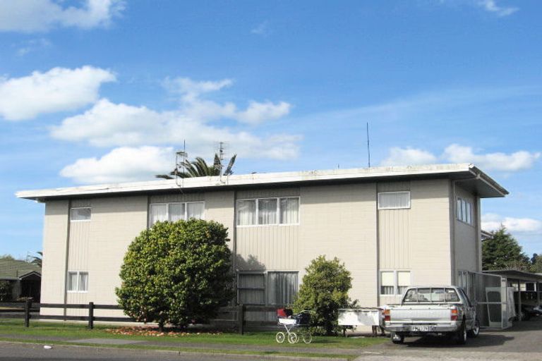 Photo of property in 8/10 Deere Avenue, Fenton Park, Rotorua, 3010