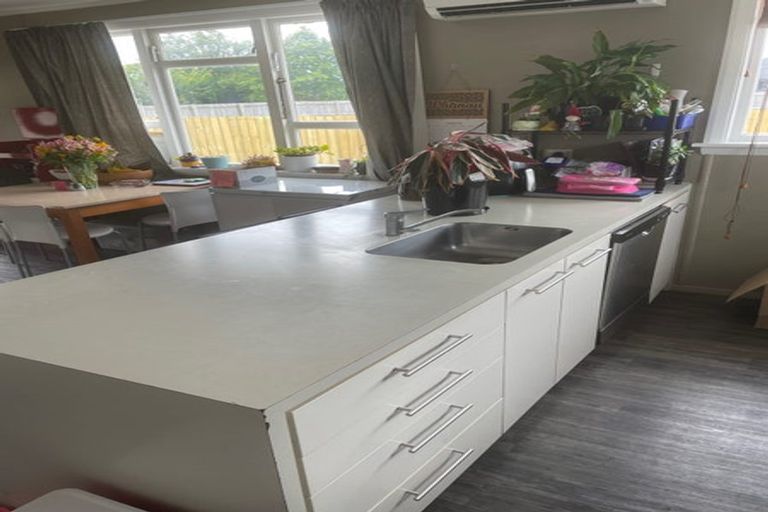 Photo of property in 25 Tuckers Road, Redwood, Christchurch, 8051