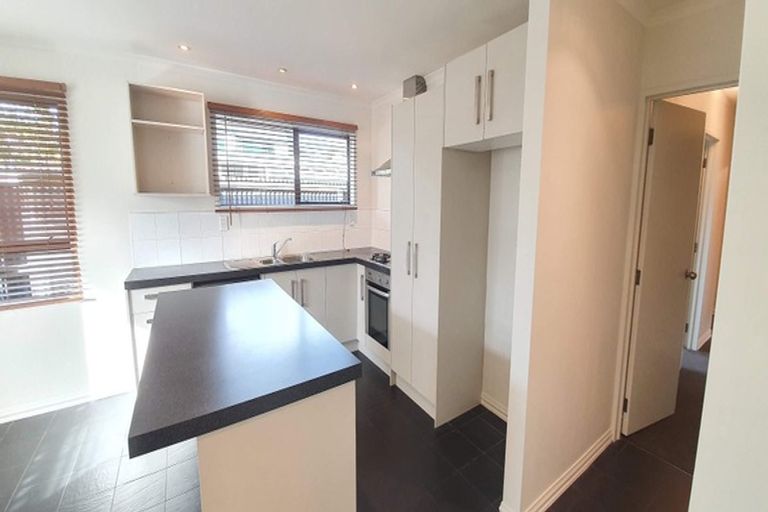 Photo of property in 2/68 Abberley Crescent, St Albans, Christchurch, 8014