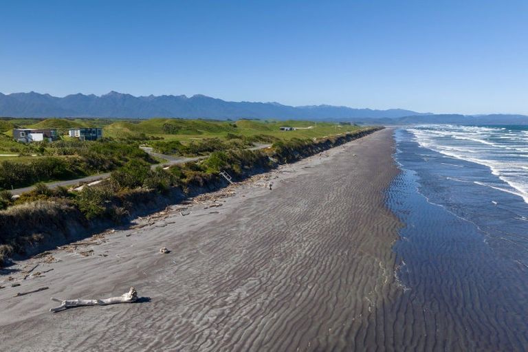 Photo of property in 3/189 Okari Road, Cape Foulwind, Westport, 7892