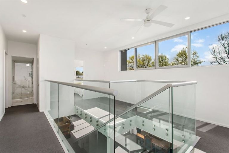 Photo of property in 7a Taylors Avenue, Bryndwr, Christchurch, 8052