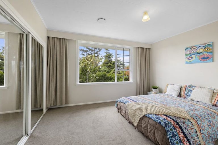 Photo of property in 252 Huatoki Street, Upper Vogeltown, New Plymouth, 4310