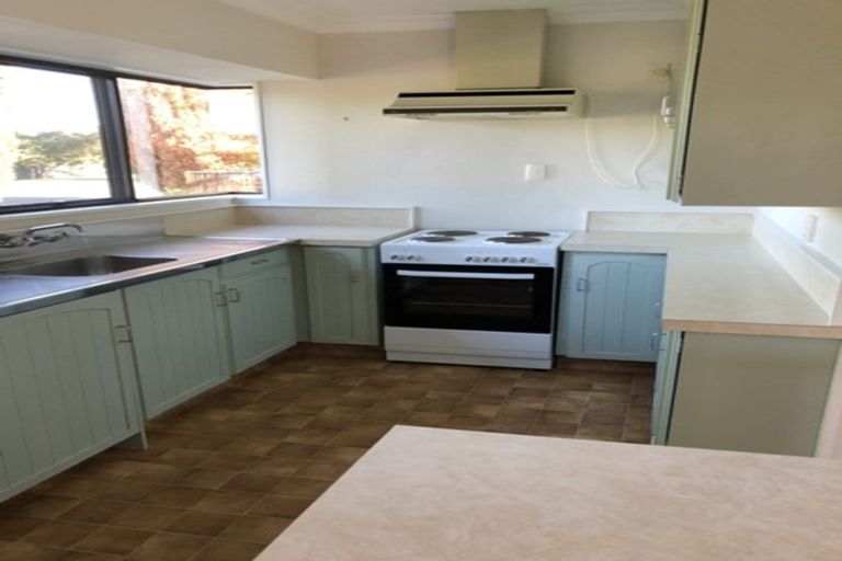 Photo of property in 111 Kings Avenue, Matua, Tauranga, 3110