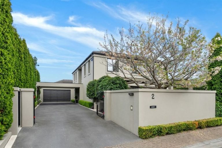 Photo of property in 2 Hogarth Lane, Burnside, Christchurch, 8053