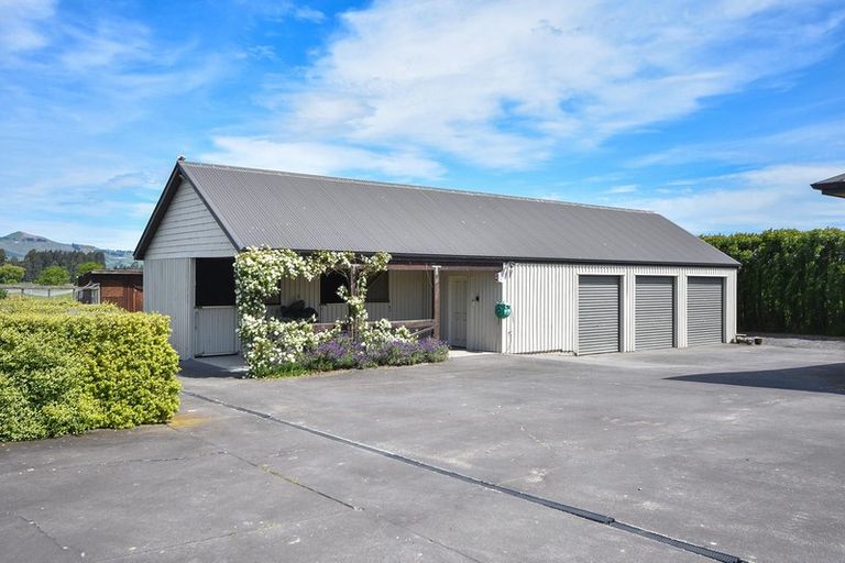 Photo of property in 65 Tirohanga Road, North Taieri, Mosgiel, 9092