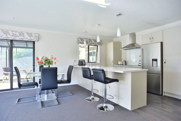 Photo of property in 4 Patatee Terrace, Baverstock, Hamilton, 3200