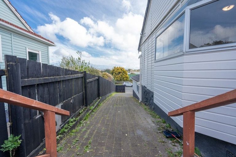 Photo of property in 25 Bremner Avenue, Mount Roskill, Auckland, 1041