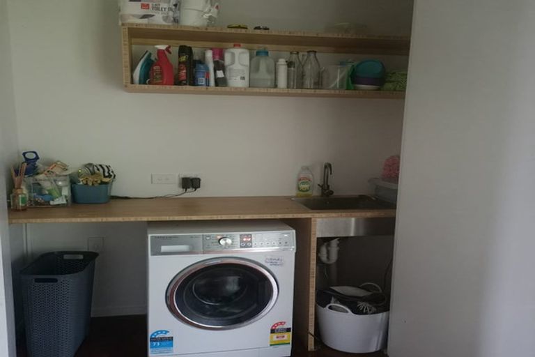 Photo of property in 16 Sutton Crescent, Hillcrest, Hamilton, 3216