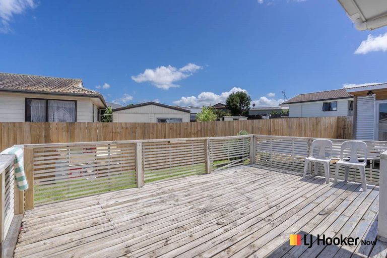Photo of property in 23 Taitimu Drive, Weymouth, Auckland, 2103