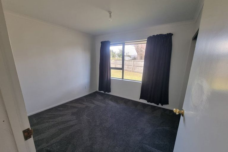 Photo of property in 10 Laura Kent Place, Woolston, Christchurch, 8023